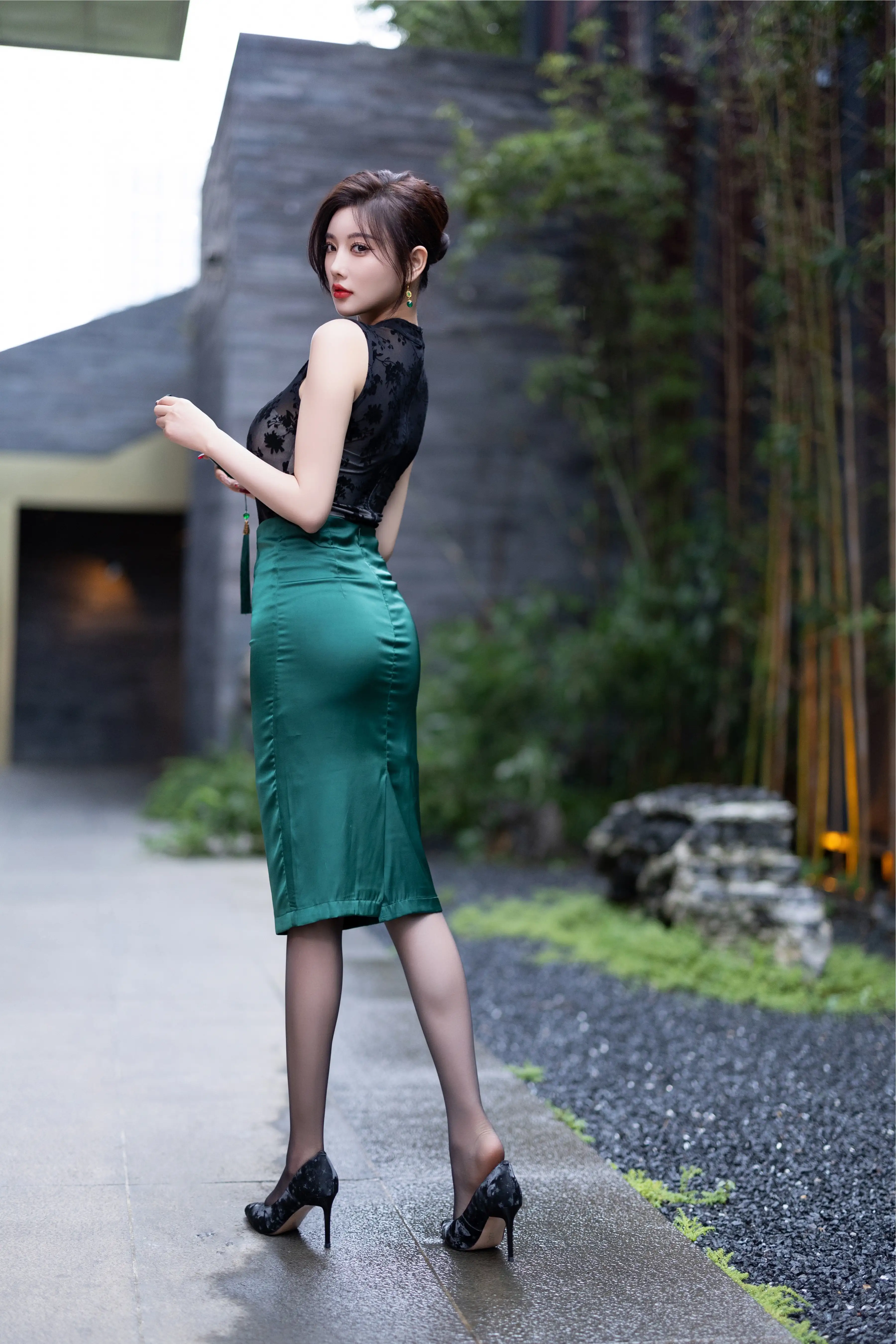 杨晨晨_NO.030_内购无水印_9384_绿色长裙_ - M940.COM 内部私购-第1张